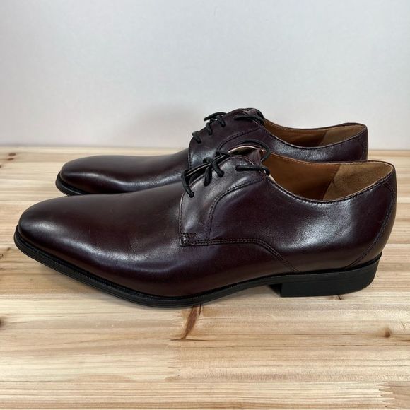 Clarks Gilman Lade mens leather Oxford shoes size 11 Burgundy New without box - Picture 3 of 9